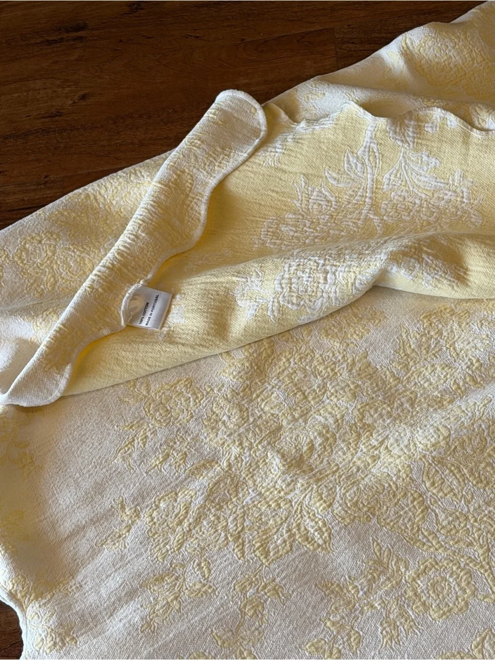 Portuguese Cotton Queen Matelasse Coverlet Yellow Floral Scalloped Bedspread